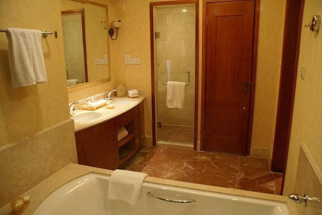 New Century Grand Hotel Kaifeng Dış mekan fotoğraf
