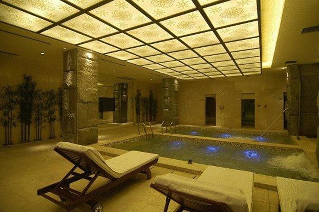 New Century Grand Hotel Kaifeng Dış mekan fotoğraf