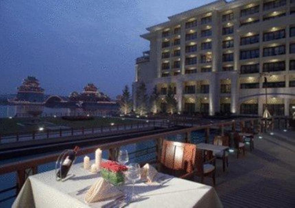 New Century Grand Hotel Kaifeng Dış mekan fotoğraf